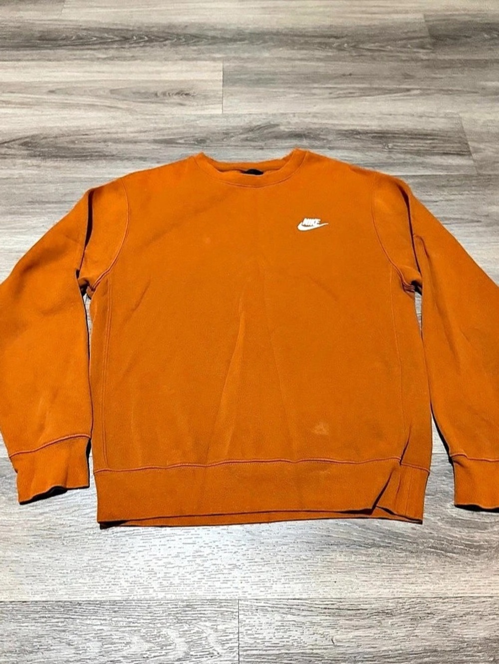 Nike Sportswear Club Fleece Crewneck Sweatshirt Small Orange